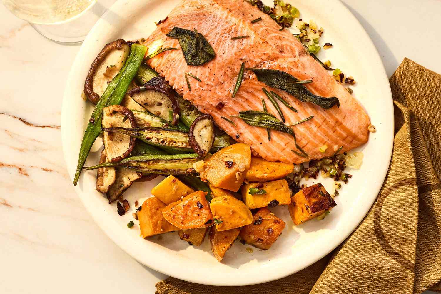 salmon_with_vegetables.jpg
